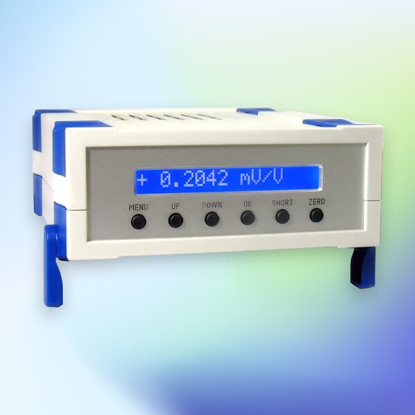 Messverstärker im Botego-Tischgehäuse für Sensoren mit Dehnungsmessstreifen. Serielle Schnittstelle RS232, USB-Port, Ethernet,CANOpen; Analogausgang -5V...+5V, Grenzfrequenz 260Hz, Eingangsempfindlichkeit 3,5mV/V.