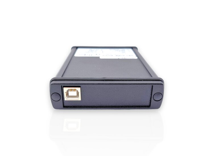 Measuring amplifier in aluminum housing (IP54) for sensors with straingages. Limiting frequency 1250Hz, input sensitivity  2 / 3,5 / 10 mV/V.